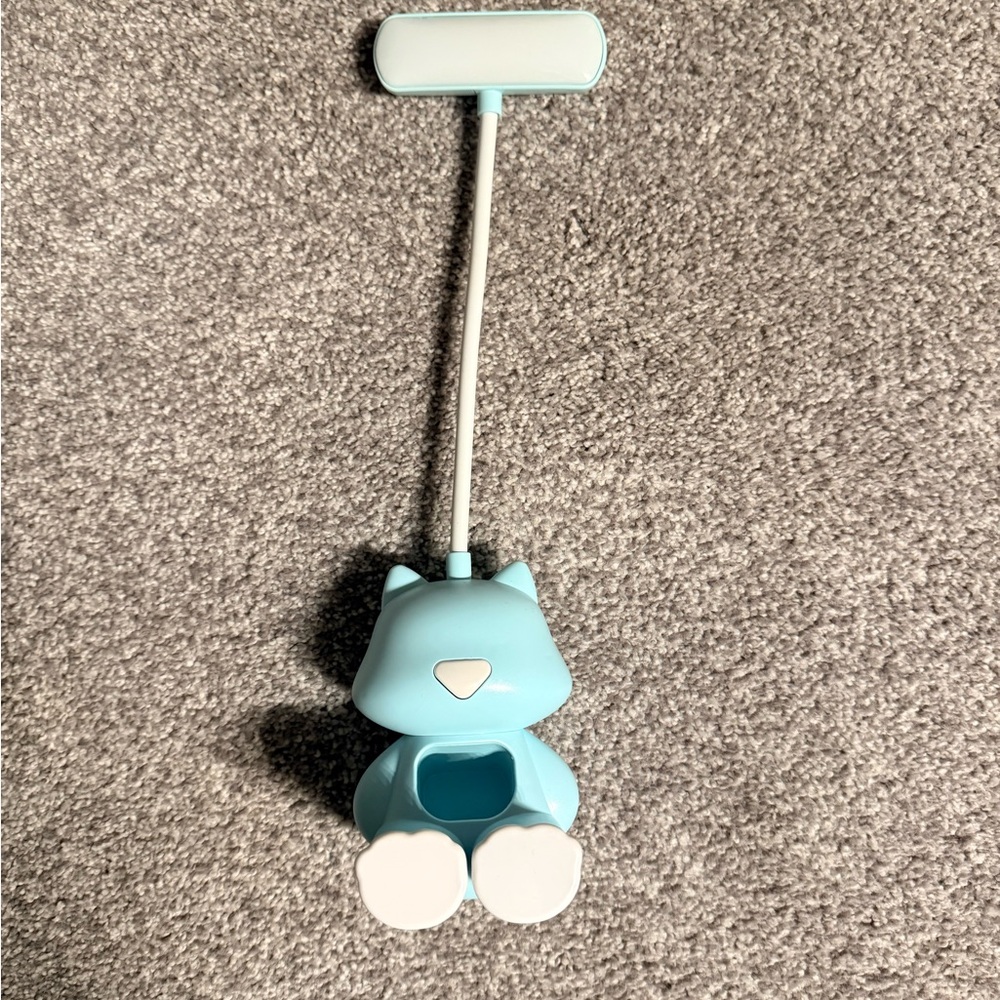 Cute Blue Cat Lamp - Picture 9 of 9